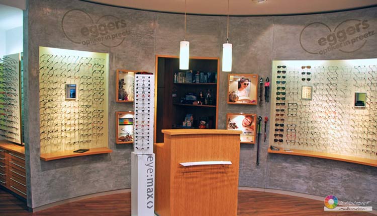 Farb- und Materialkonzept für Optiker Geschäft